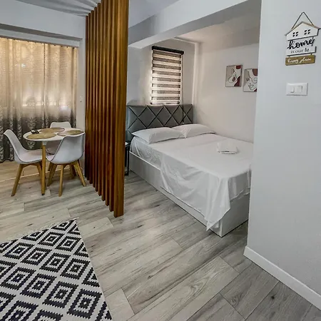 Apartment Sophia's Tirana